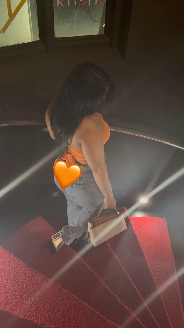1000210645